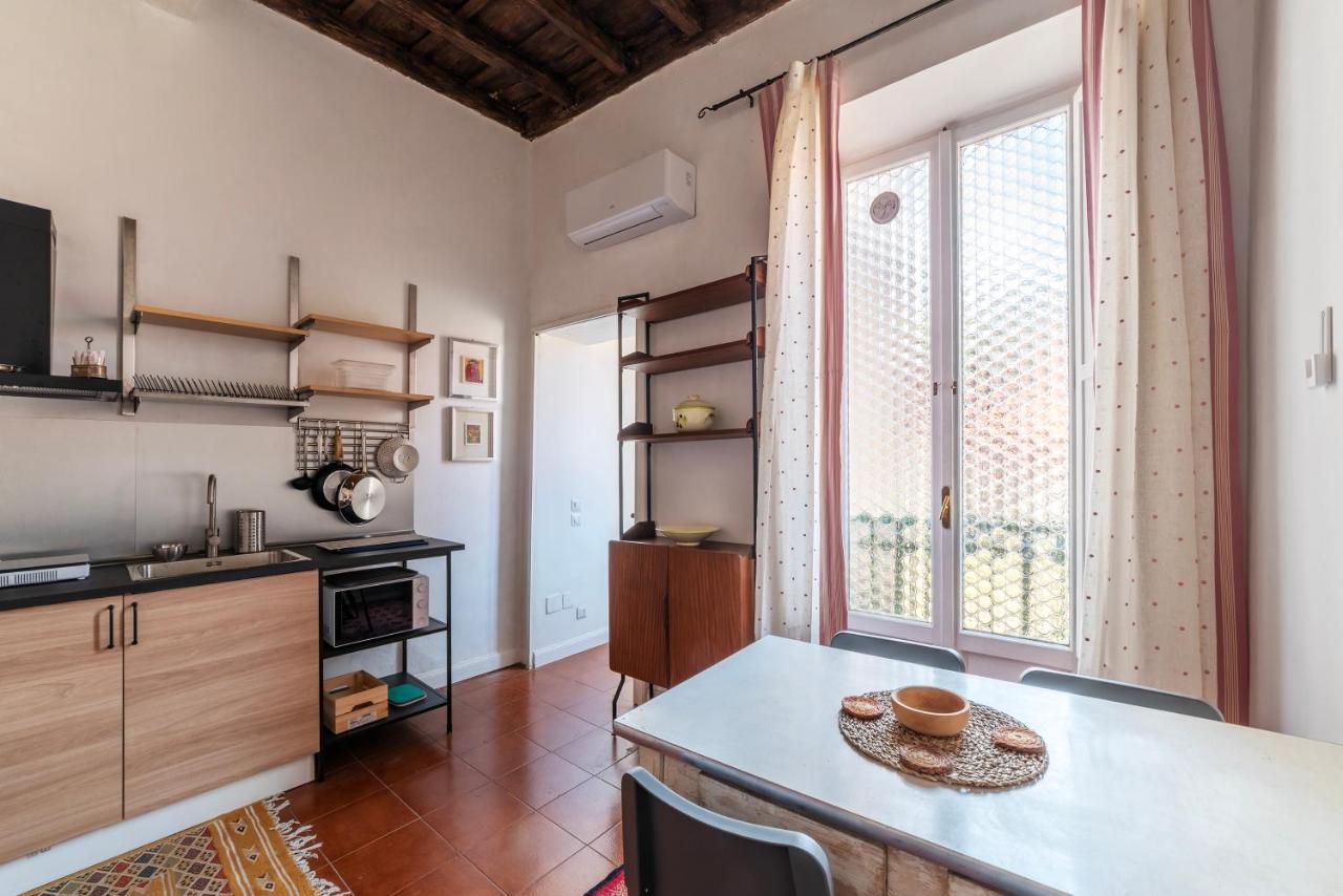 Trastevere Cozy Flat Rome Exterior photo